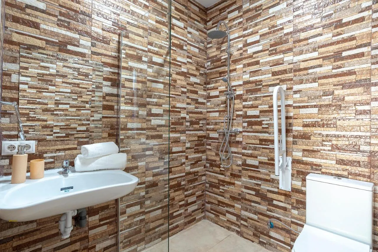 Fantastic & Functional Apartment In Malaga II